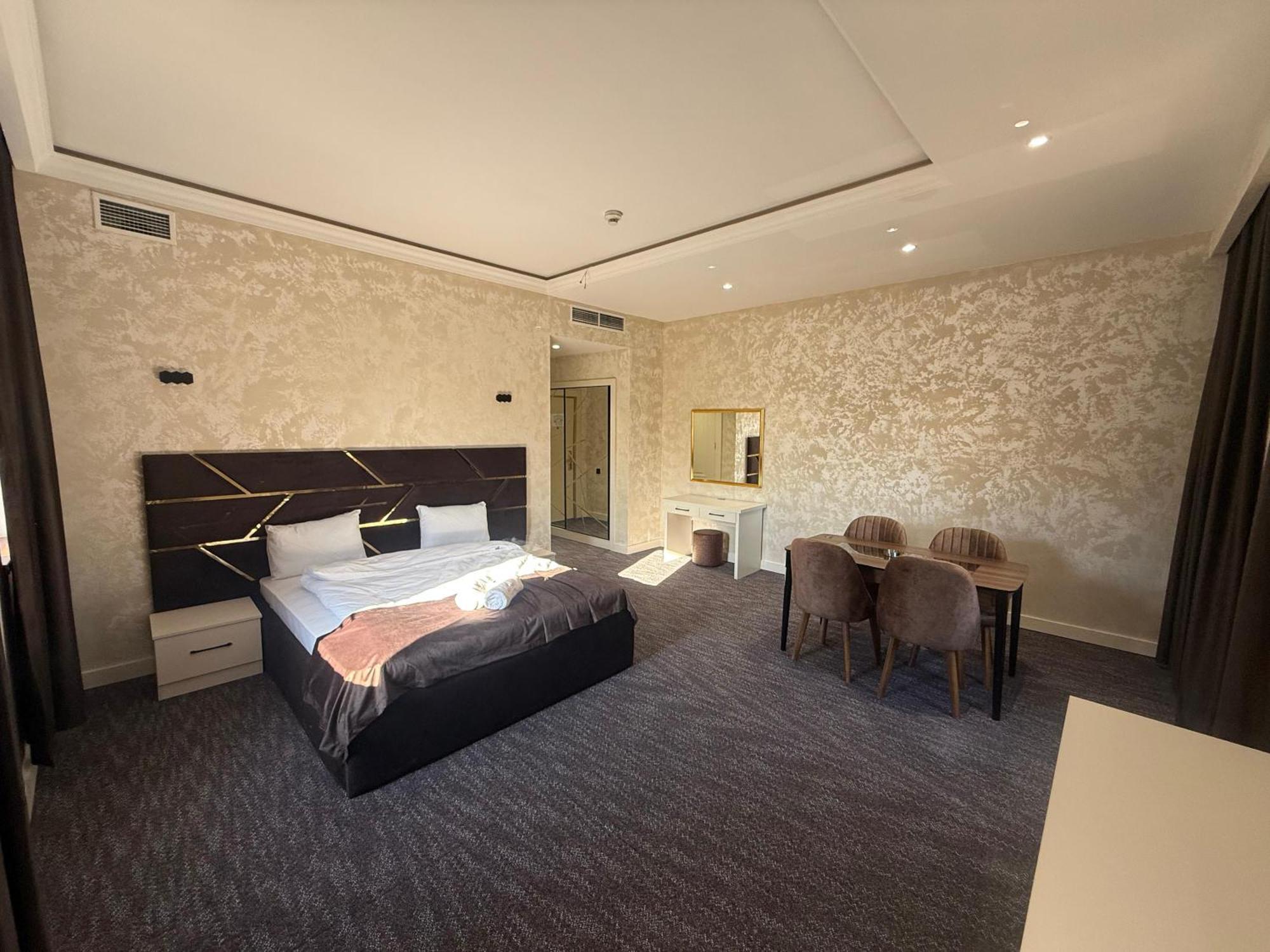 Black Mont Inn Hotel باكو المظهر الخارجي الصورة