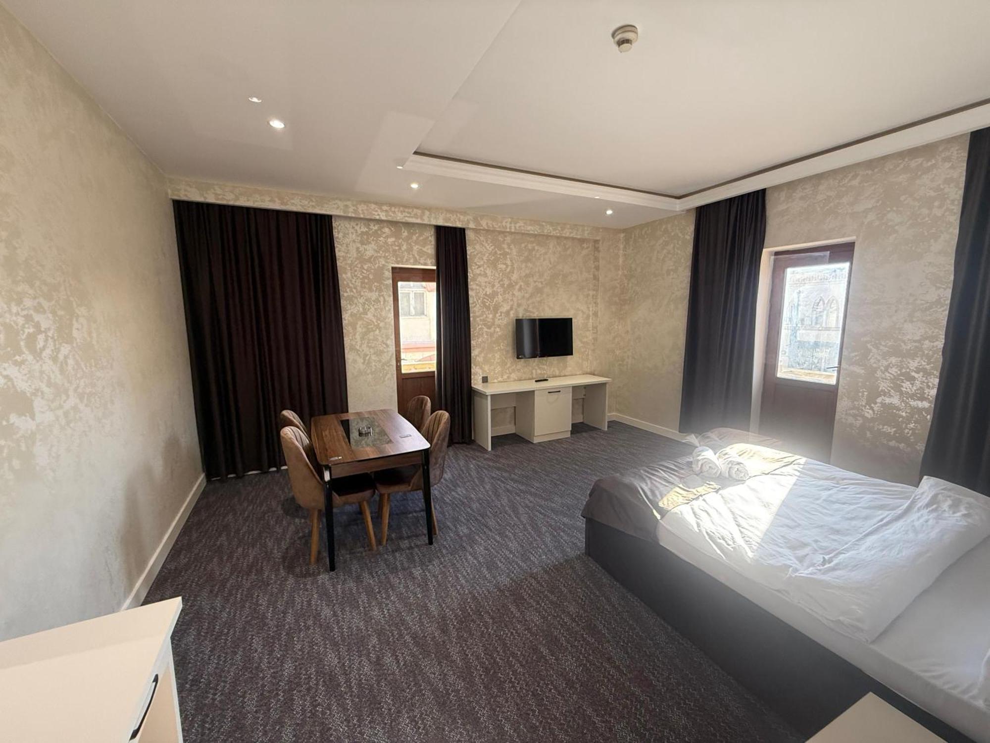 Black Mont Inn Hotel باكو المظهر الخارجي الصورة