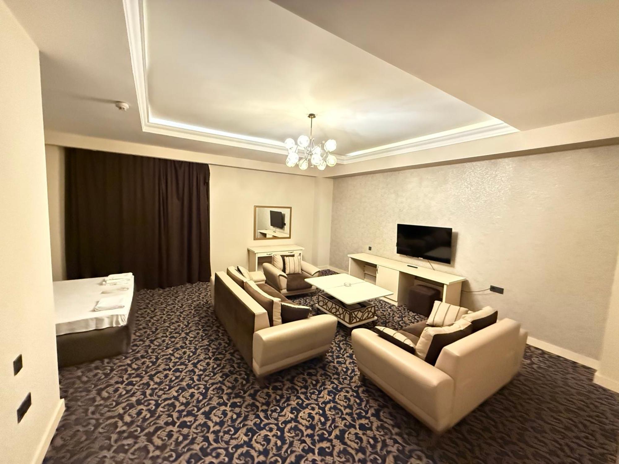 Black Mont Inn Hotel باكو المظهر الخارجي الصورة