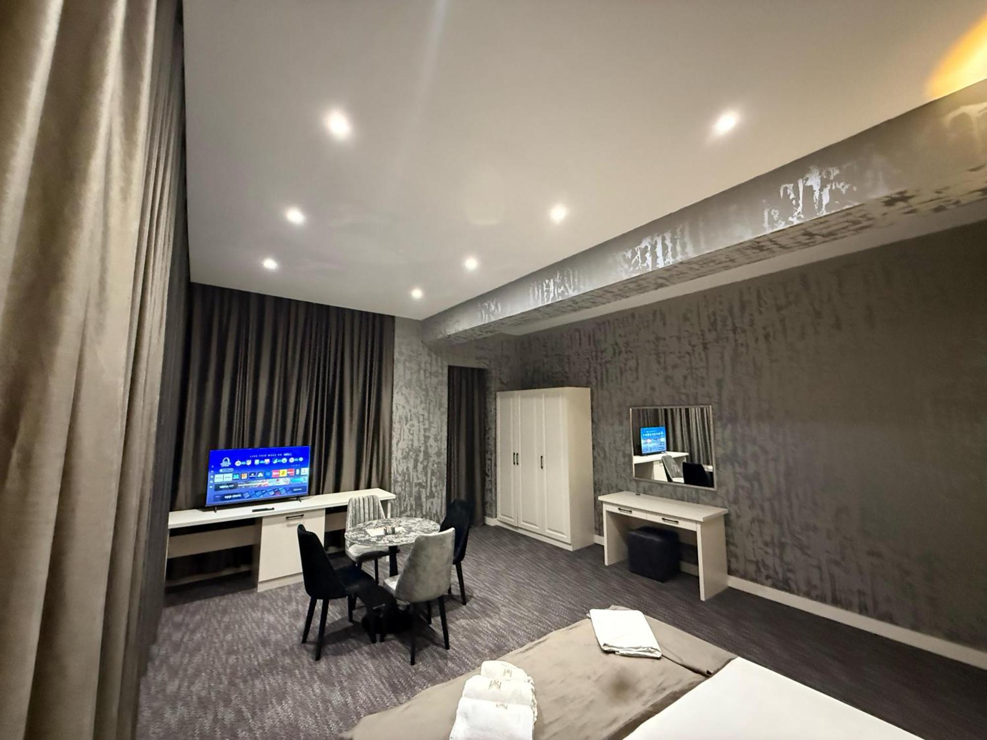 Black Mont Inn Hotel باكو المظهر الخارجي الصورة