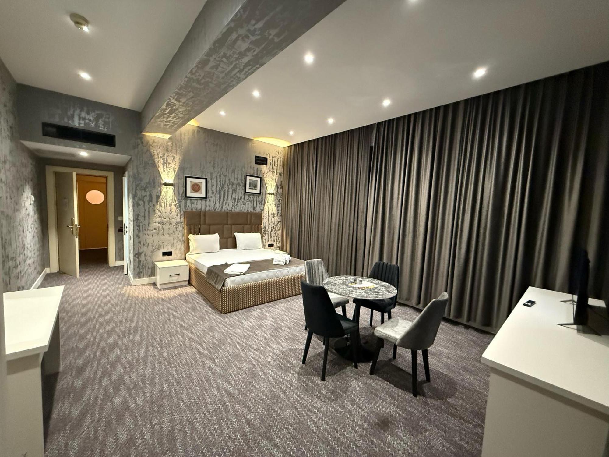 Black Mont Inn Hotel باكو المظهر الخارجي الصورة